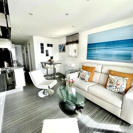 Beau T2 Avec Terrasse Vue 公寓
