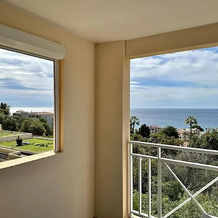 公寓 Beau T2 Avec Terrasse Vue *
