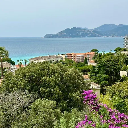 Beau T2 Avec Terrasse Vue Apartment *