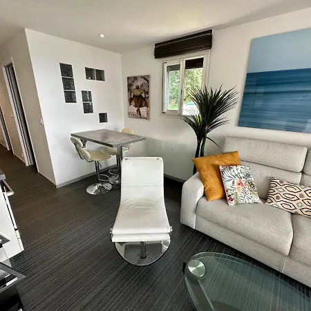 Beau T2 Avec Terrasse Vue Cannes